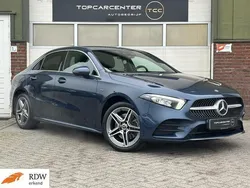 Blauw Gebruikt 2020 Mercedes A250 AMG Sedan | € 26.999 (Goede deal)