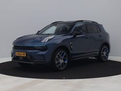Blauw, metallic lak Gebruikt 2024 Lynk & Co 01 SUV | € 28.200 (Eerlijke prijs)