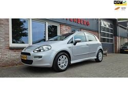 Grijs Gebruikt 2015 Fiat Punto Pop Hatchback | € 4.650 (Eerlijke prijs)