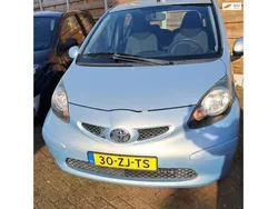 Blauw Gebruikt 2007 Toyota Aygo Hatchback | € 2.500 (Eerlijke prijs)