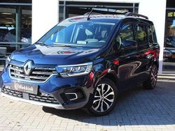 Blauw Gebruikt 2024 Renault Kangoo Techno MPV | € 37.950 (Iets duurder)