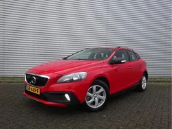 Hatchback Gebruikt 2018 Volvo V40 CC Kinetic Stationwagen | € 12.450 (Goede deal)
