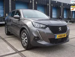 Grijs Gebruikt 2020 Peugeot 2008 Active SUV | € 12.495 (Eerlijke prijs)