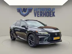 Zwart Gebruikt 2023 Lexus RX500h Sport Line SUV | € 74.900