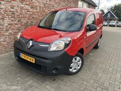 Rood Gebruikt 2018 Renault Kangoo MPV | € 9.999 (Duur)