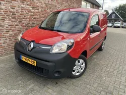 Rood Gebruikt 2018 Renault Kangoo MPV | € 9.999 (Duur)