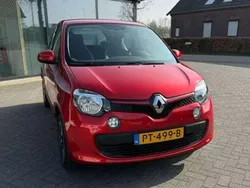 Rood Gebruikt 2017 Renault Twingo Collection Hatchback | € 8.000 (Goede deal)