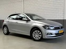 Zilver Gebruikt 2019 VW Polo Comfortline Hatchback | € 14.750 (Eerlijke prijs)