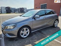 Grijs Gebruikt 2013 Mercedes A180 Prestige Hatchback | € 11.499 (Goede deal)