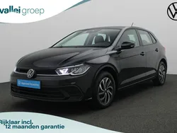 Zwart Gebruikt 2024 VW Polo Life Hatchback | € 22.950 (Eerlijke prijs)