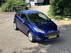 Blauw Gebruikt 2016 Ford Fiesta Titanium Hatchback | € 9.650 (Eerlijke prijs)