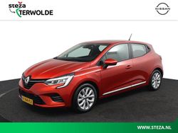Rood Gebruikt 2020 Renault Clio V Zen Hatchback | € 10.945 (Eerlijke prijs)