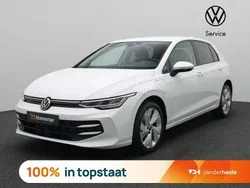 Wit Nieuw 2025 VW Golf VIII Edition Hatchback | € 35.900 (Goede deal)