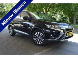 Zwart Gebruikt 2019 Mitsubishi Outlander Intense+ SUV | € 23.900 (Duur)