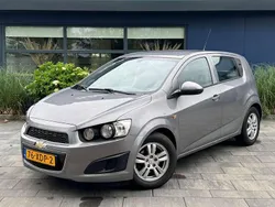Grijs, metallic lak Gebruikt 2012 Chevrolet Aveo Hatchback | € 2.190 (Super prijs)
