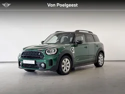 British racing green metallic (groen metallic) Gebruikt 2021 Mini Cooper Countryman Classic SUV | € 31.895 (Goede deal)
