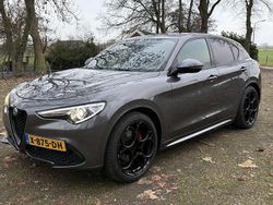 Grijs Gebruikt 2019 Alfa Romeo Stelvio Tech Edition SUV | € 32.500 (Eerlijke prijs)