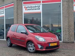 Rood Gebruikt 2011 Renault Twingo Collection Hatchback | € 1.998 (Eerlijke prijs)
