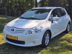 Wit Gebruikt 2012 Toyota Auris Comfort Hatchback | € 4.250 (Goede deal)