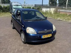 Blauw Gebruikt 2001 Toyota Yaris Sol Hatchback | € 1.500 (Eerlijke prijs)