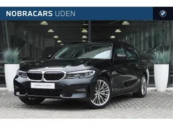Zwart Gebruikt 2021 BMW 330e Executive Stationwagen | € 30.950 (Eerlijke prijs)