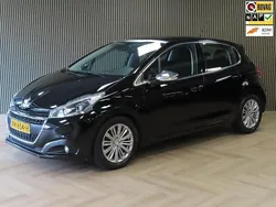 Zwart Gebruikt 2019 Peugeot 208 Allure Hatchback | € 12.995 (Eerlijke prijs)