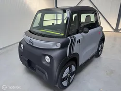 Grijs Nieuw 2024 Opel Rocks-e Rocks | € 8.250