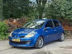 Blauw Gebruikt 2007 Renault Clio II Dynamique Hatchback | € 1.695 (Eerlijke prijs)