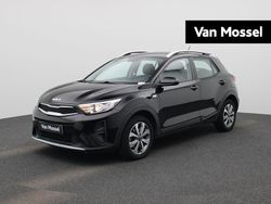 Zwart Gebruikt 2022 Kia Stonic SUV | € 17.400 (Goede deal)
