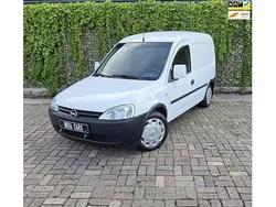 Wit Gebruikt 2008 Opel Combo MPV | € 7.399
