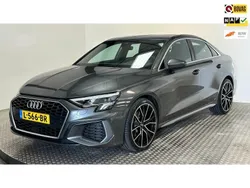Grijs Gebruikt 2021 Audi A3 Sedan | € 25.950 (Iets duurder)