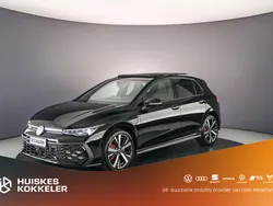 Zwart Nieuw 2025 VW Golf VIII GTE Hatchback | € 49.900 (Eerlijke prijs)