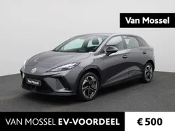 Grijs, metallic lak Gebruikt 2023 MG MG4 EV Hatchback | € 19.995 (Eerlijke prijs)