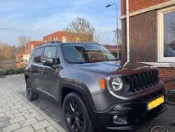 Grijs Gebruikt 2017 Jeep Renegade Night Eagle SUV | € 13.900 (Eerlijke prijs)