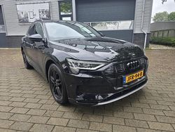 Zwart Gebruikt 2019 Audi e-tron SUV | € 22.950