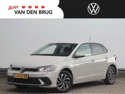 Grijs Gebruikt 2024 VW Polo Life Hatchback | € 22.390 (Eerlijke prijs)