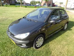 Zwart Gebruikt 2004 Peugeot 206 Hatchback | € 1.250 (Goede deal)