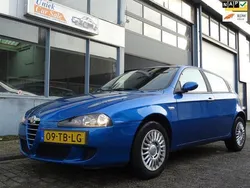 Blauw Gebruikt 2006 Alfa Romeo 147 Progression Hatchback | € 900 (Goede deal)