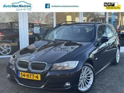 Zwart, metallic lak Gebruikt 2009 BMW 325 Executive Stationwagen | € 6.999 (Eerlijke prijs)