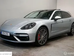Zilver, metallic lak Gebruikt 2020 Porsche Panamera Turbo Sport Turismo Sedan | € 94.950