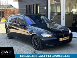 Zwart, metallic lak Gebruikt 2006 BMW 325 Executive Stationwagen | € 5.945