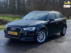 Zwart Gebruikt 2015 Audi A3 Attraction Hatchback | € 11.988 (Duur)