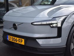 Grijs Gebruikt 2024 Volvo EX30 Performance SUV | € 35.750 (Goede deal)