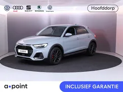 , metallic lak Gebruikt 2024 Audi A1 Advanced Hatchback | € 35.849 (Duur)