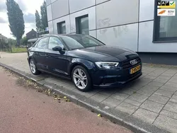 Blauw Gebruikt 2019 Audi A3 Sport Sedan | € 20.950 (Goede deal)