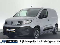 Grijs Gebruikt 2024 Peugeot Partner S Van | € 22.749 (Eerlijke prijs)