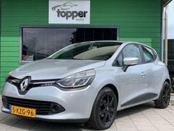 Grijs, metallic lak Gebruikt 2013 Renault Clio IV Expression Hatchback | € 5.939 (Eerlijke prijs)