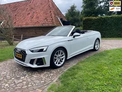 Wit, metallic lak Gebruikt 2024 Audi A5 Cabriolet S-Line Cabriolet | € 52.850 (Iets duurder)