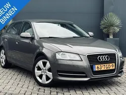 Grijs, metallic lak Gebruikt 2012 Audi A3 Sportback Attraction Hatchback | € 5.450 (Eerlijke prijs)