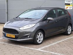 Grijs Gebruikt 2016 Ford Fiesta Style Hatchback | € 6.899 (Eerlijke prijs)